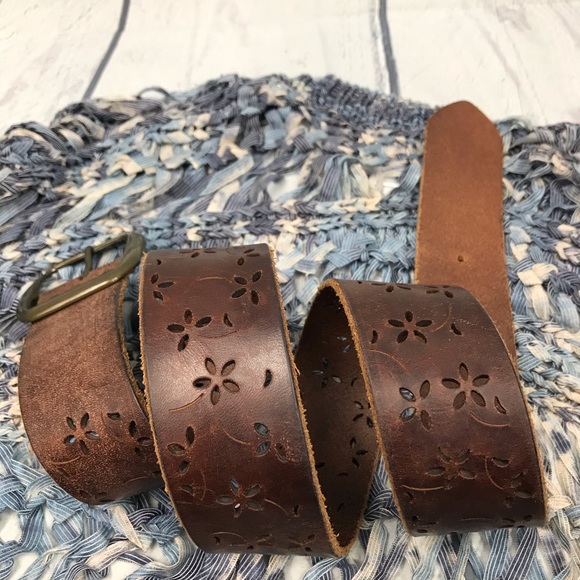 Brown Leather Belt Size Medium - Picture 3 of 5